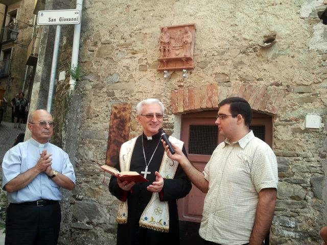 La Via Crucis nel borgo antico di Cardile