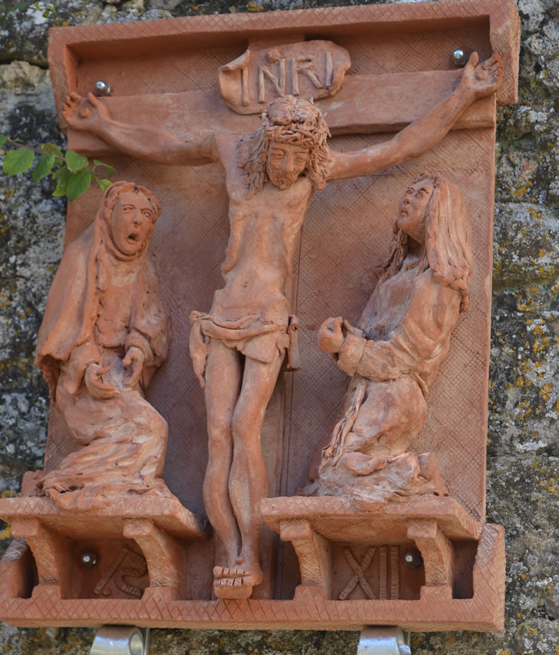 La Via Crucis nel borgo antico di Cardile